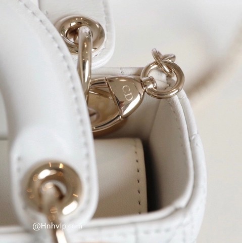 LADY DIOR 미니 백 라떼 까나쥬 양가죽