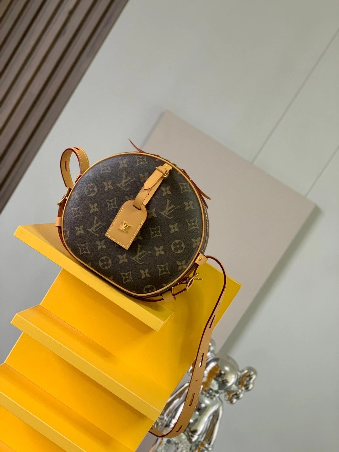 루이비통 M45647 Boite Chapeau 수플 MM