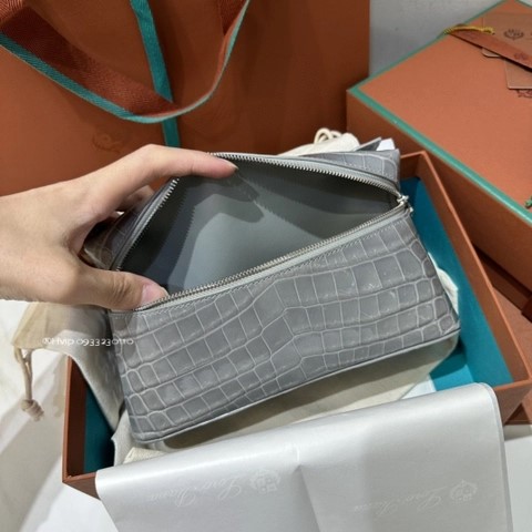 로로피아나 엑스트라 포켓 L19 악어