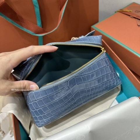 로로피아나 엑스트라 포켓 L19 악어
