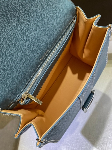 Delvaux Brillant PM Surpiqué 그레인 송아지 가죽 클라우드 블루