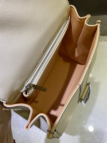 Delvaux Brillant PM Surpiqué 그레인 송아지 가죽 화이트