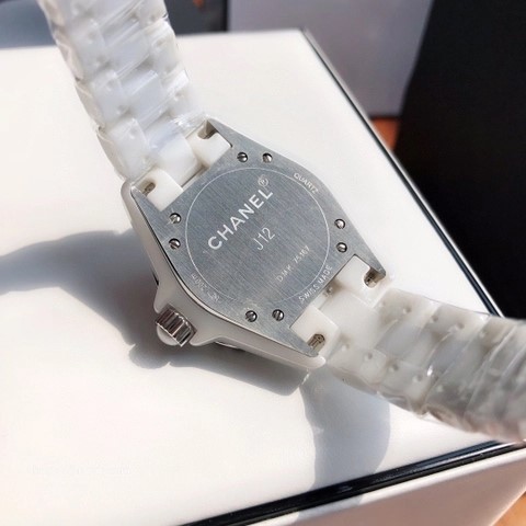 샤넬 J12 와치 33mm