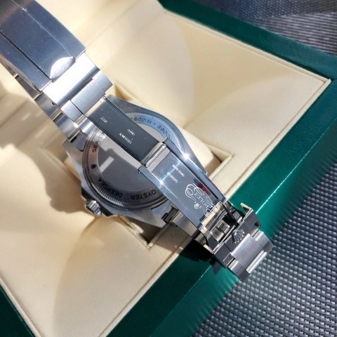 롤렉스 오이스터 퍼페추얼 딥씨 m126660-0002