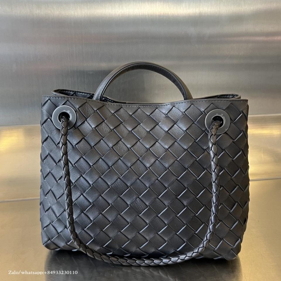 Bottega Veneta 스몰 안디아모 블랙 실버 - 톤 메탈 743568 25x22x10.5 cm