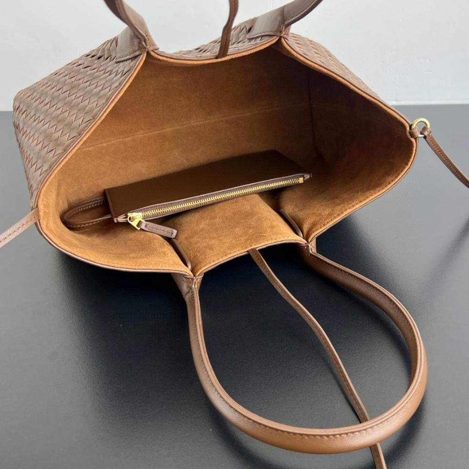 보테가베네타 피나코테카 솔방울 854371 34*20*14cm