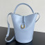 Bottega Veneta 미디엄 Liberta 블루 아이스 806038 30x18x18cm