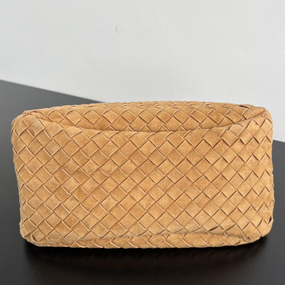 보테가 베네타 미디엄 캄파나 스웨이드 베이지 844249V4 33x20x16.5cm