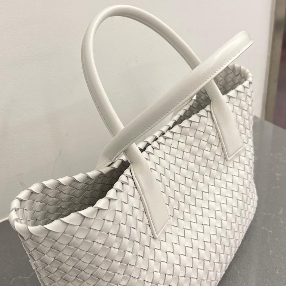 Bottega Veneta 미디엄 카바트 화이트 608810 40x29x16cm