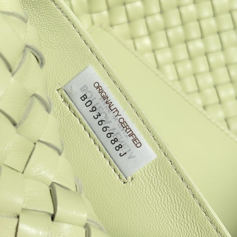 Bottega Veneta 미디엄 카바트 라임 608810 40x28x16cm