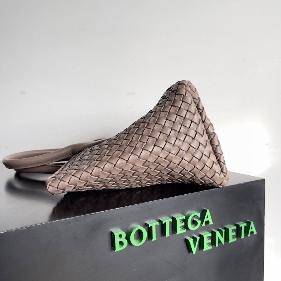 Bottega Veneta 미디엄 카바트 그레이 608810 40x28x16cm