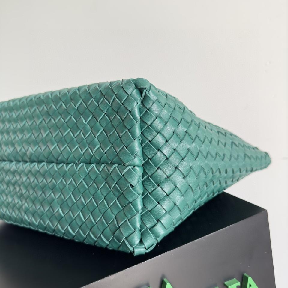 보테가베네타 미디엄 카바트 에메랄드 그린 608810 40x28x16cm