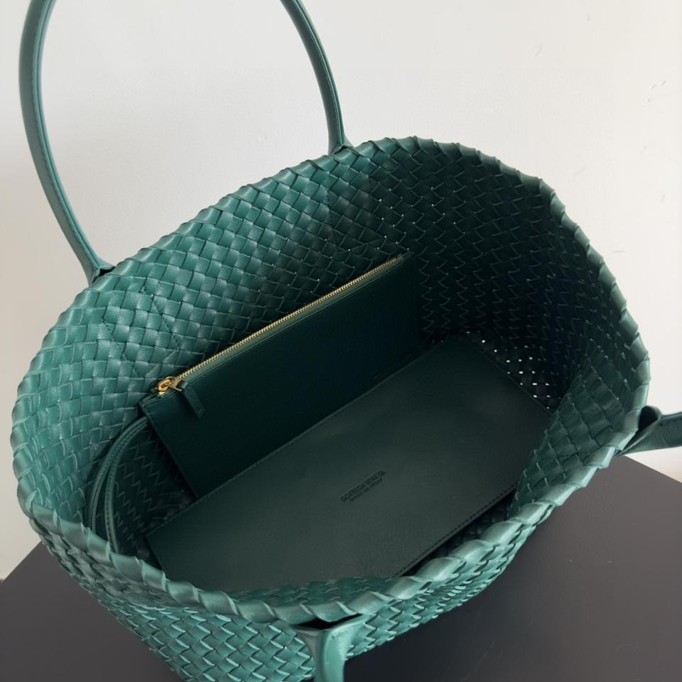보테가베네타 미디엄 카바트 에메랄드 그린 608810 40x28x16cm