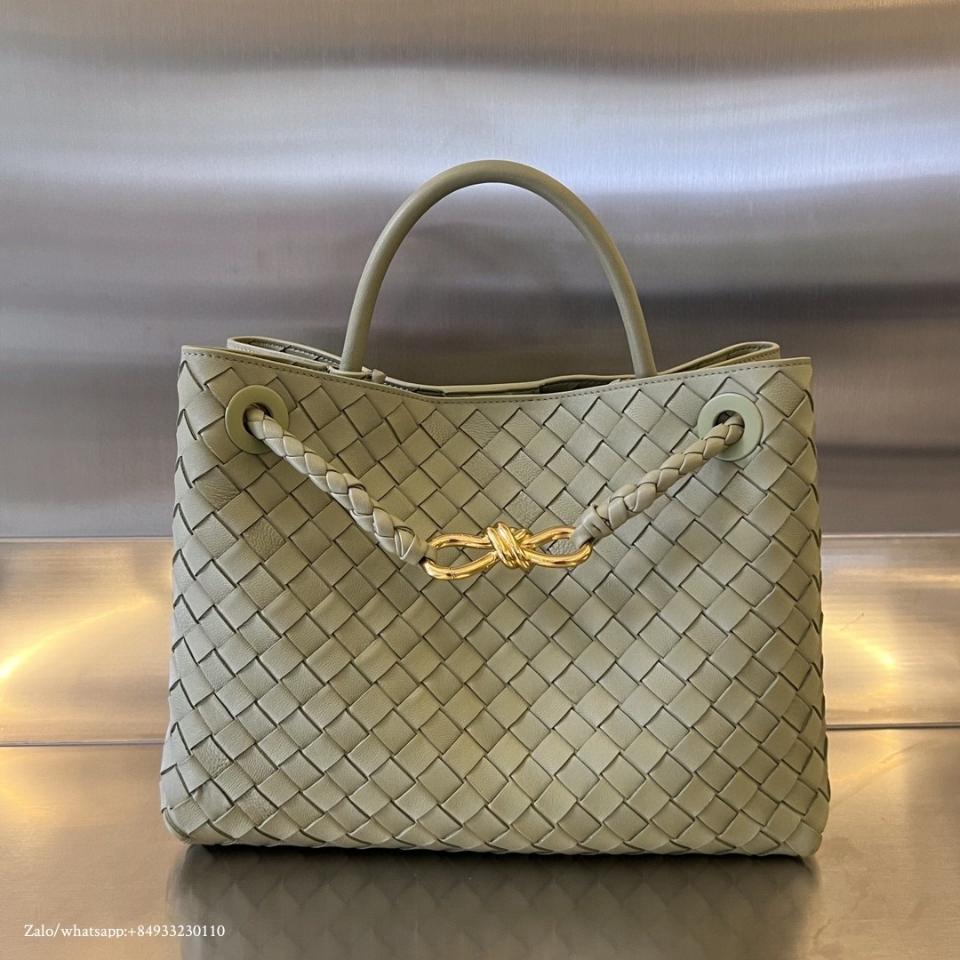 BOTTEGA VENETA 미디엄 Andiamo Travertine 743572 32x25x11cm