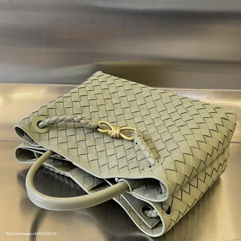 BOTTEGA VENETA 미디엄 Andiamo Travertine 743572 32x25x11cm