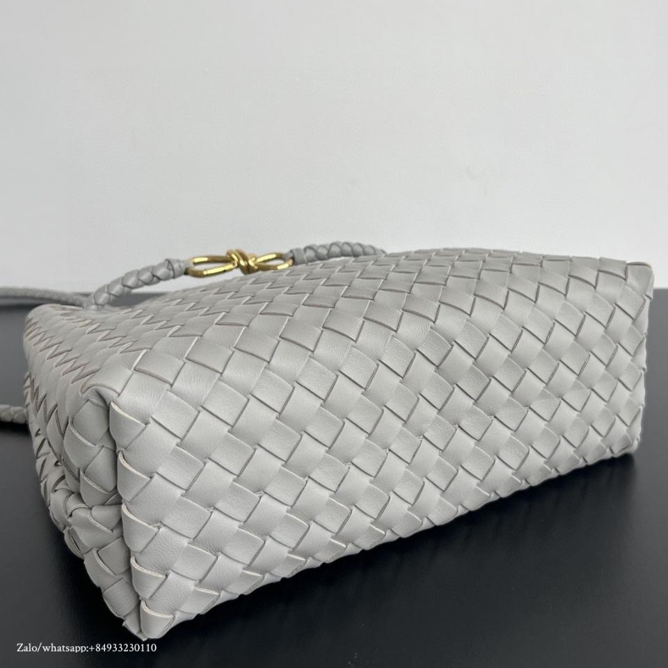 BOTTEGA VENETA 미디엄 안디아모 스털링 743572 32x25x11cm