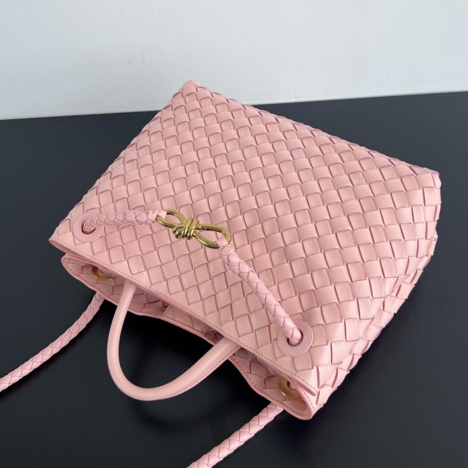 BOTTEGA VENETA 미디엄 안디아모 핑크 743572 32x25x11cm