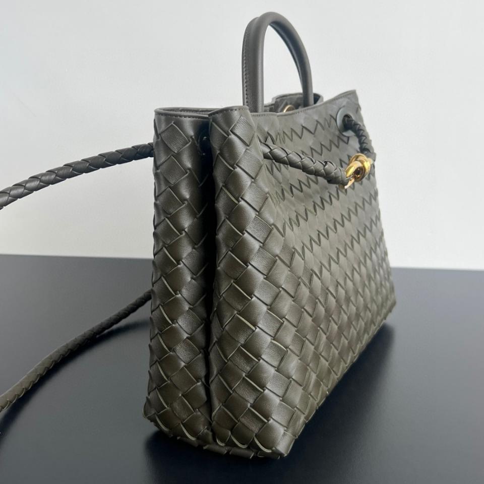 BOTTEGA VENETA 미디엄 안디아모 피클 743572 32x25x11cm