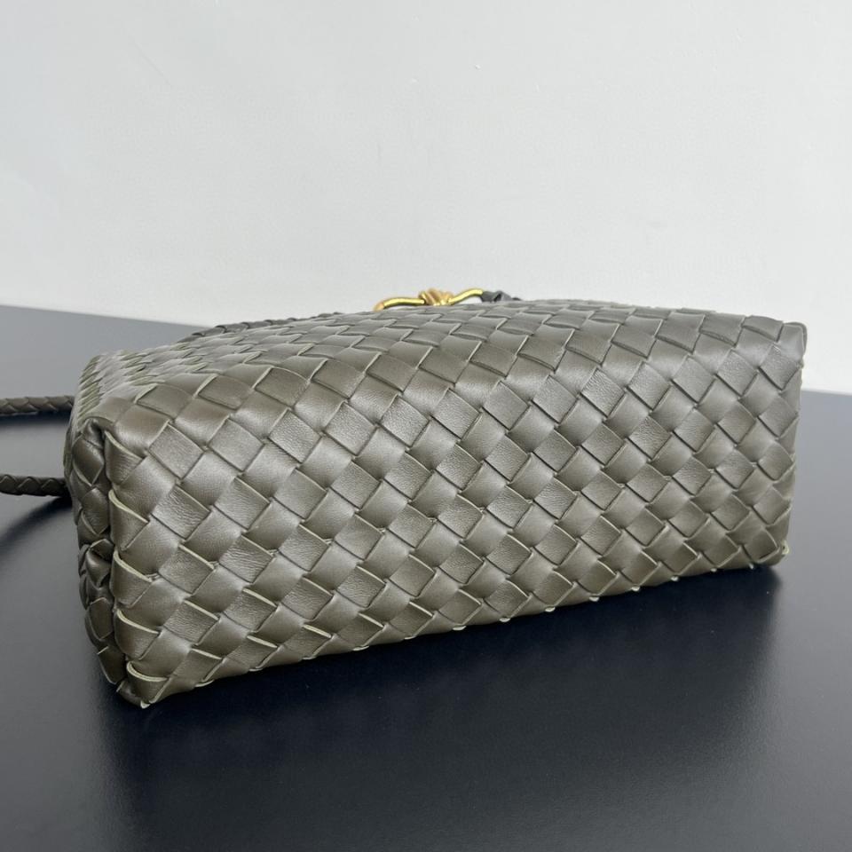 BOTTEGA VENETA 미디엄 안디아모 피클 743572 32x25x11cm