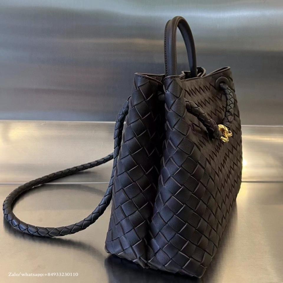 BOTTEGA VENETA 미디엄 안디아모 퐁당 743572 32x25x11cm
