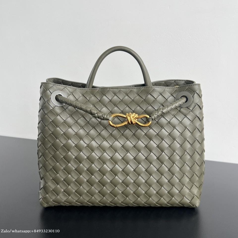BOTTEGA VENETA 미디엄 안디아모 사이프러스 743572 32x25x11cm