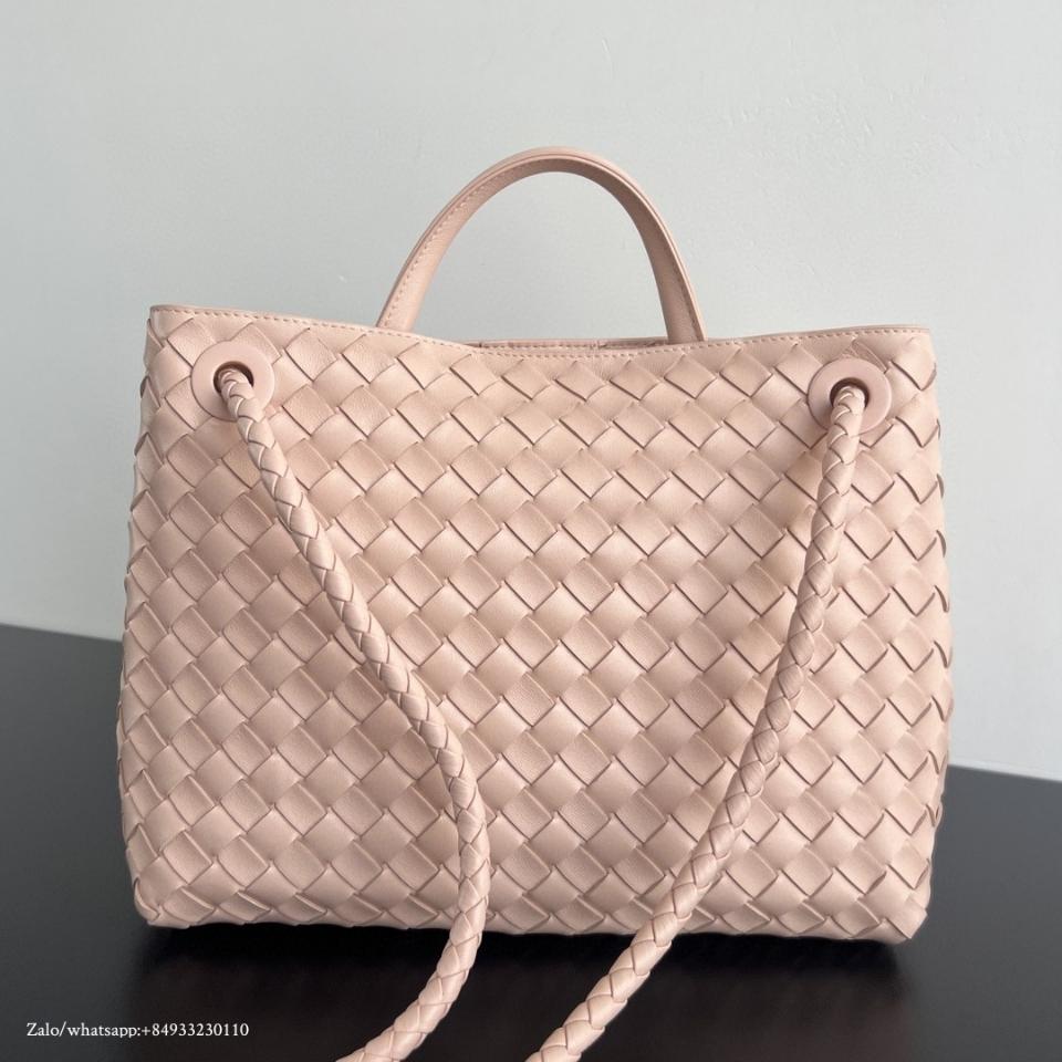 BOTTEGA VENETA 미디엄 안디아모 카메오 743572 32x25x11cm