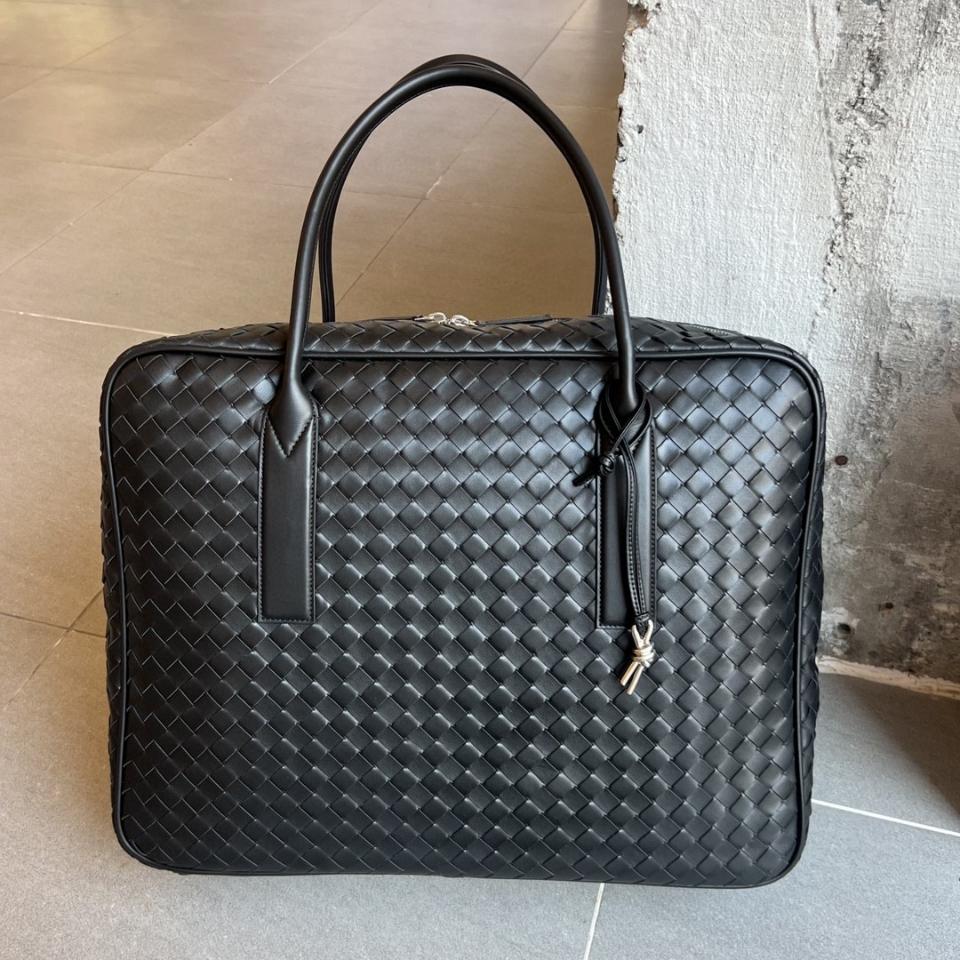 보테가 베네타 라지 겟어웨이 위켄더 블랙 765620 50.5cm x 41.5cm x 15cm
