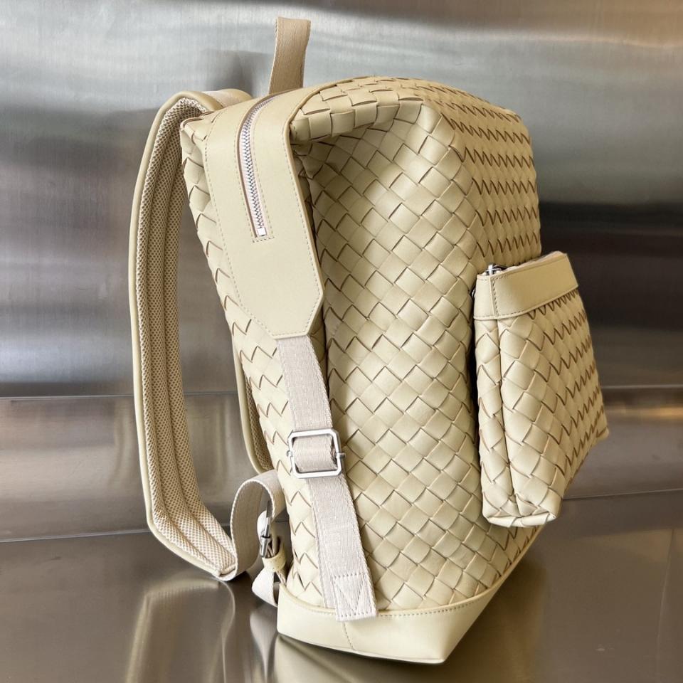 Bottega Veneta 인트레치아토 백팩 인서트 653118 42x30x13cm