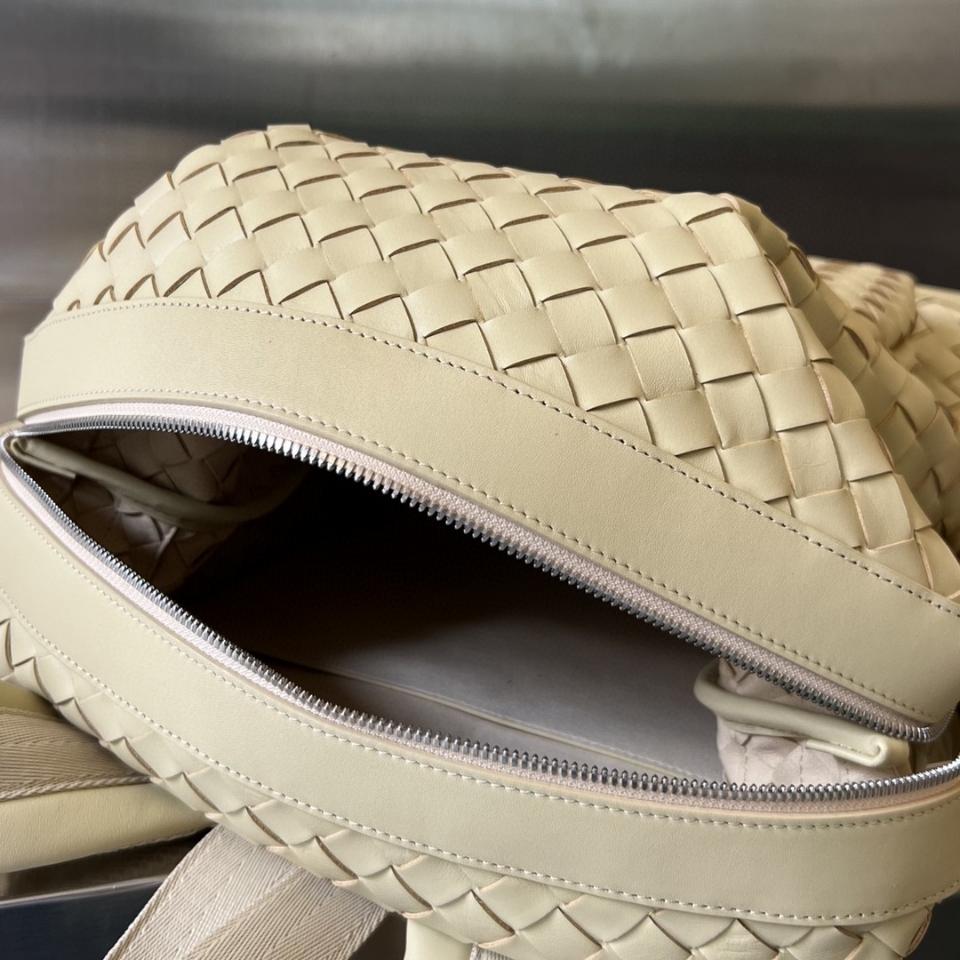 Bottega Veneta 인트레치아토 백팩 인서트 653118 42x30x13cm