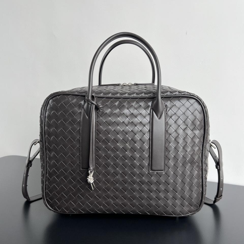 보테가 베네타 게타웨이 위켄더 폰단트 766372 43cm x 33cm x 19cm