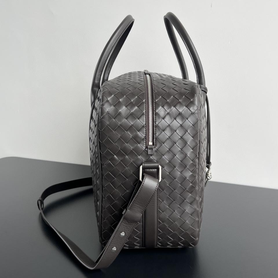 보테가 베네타 게타웨이 위켄더 폰단트 766372 43cm x 33cm x 19cm