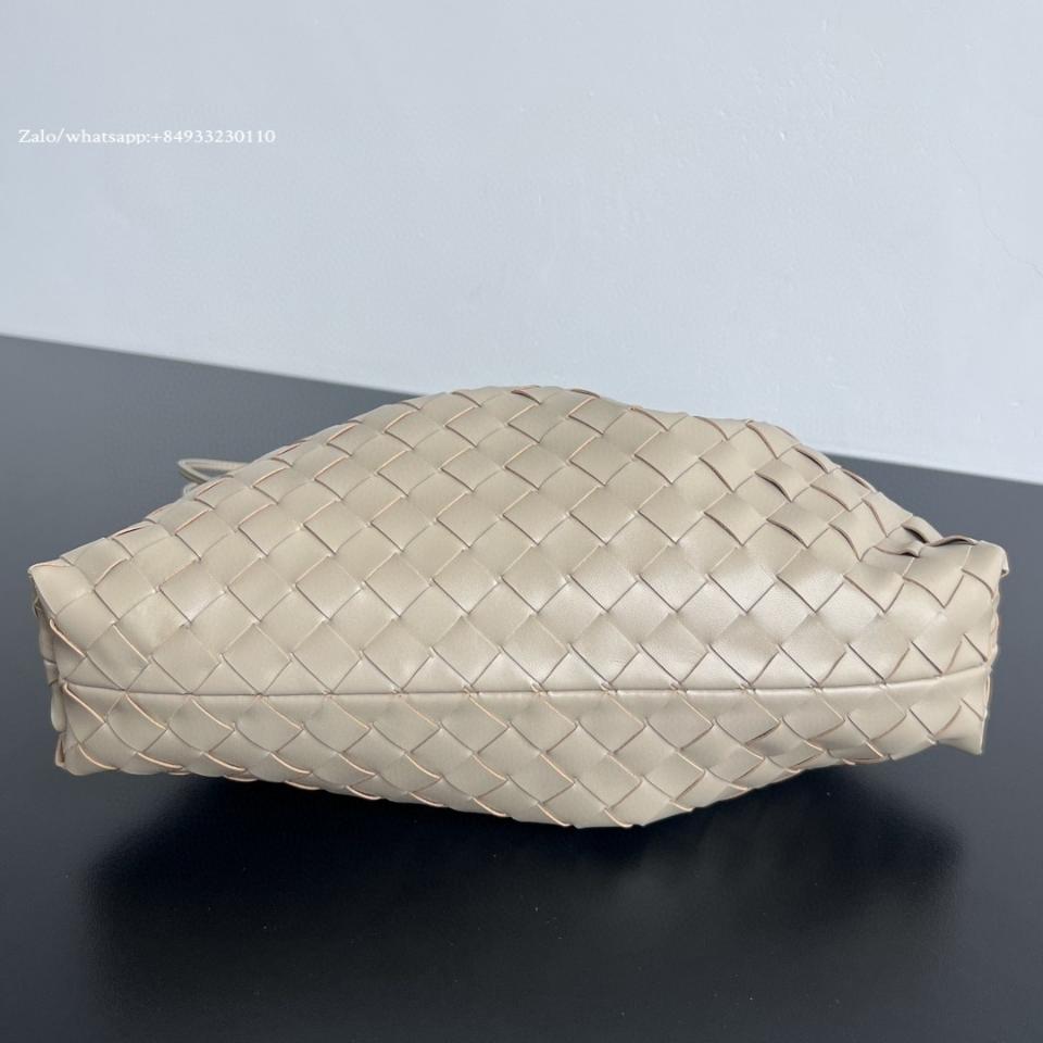 BOTTEGA VENETA 더스트백 노떼 베이지 839394 33x19x8CM