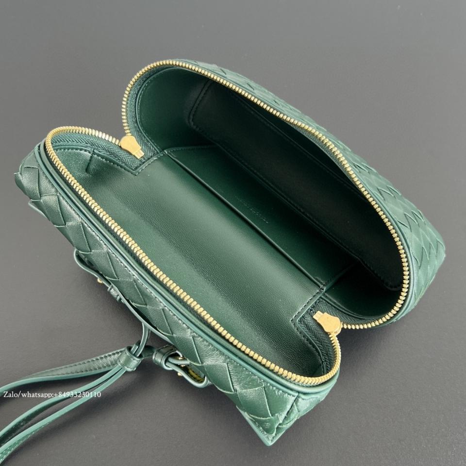 보테가 베네타 뱅뱅 에메랄드 그린 789109 23x13x6CM