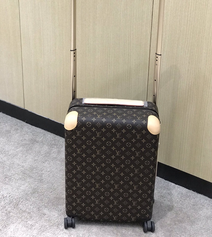 루이비통 호라이즌 55 모노그램 캔버스