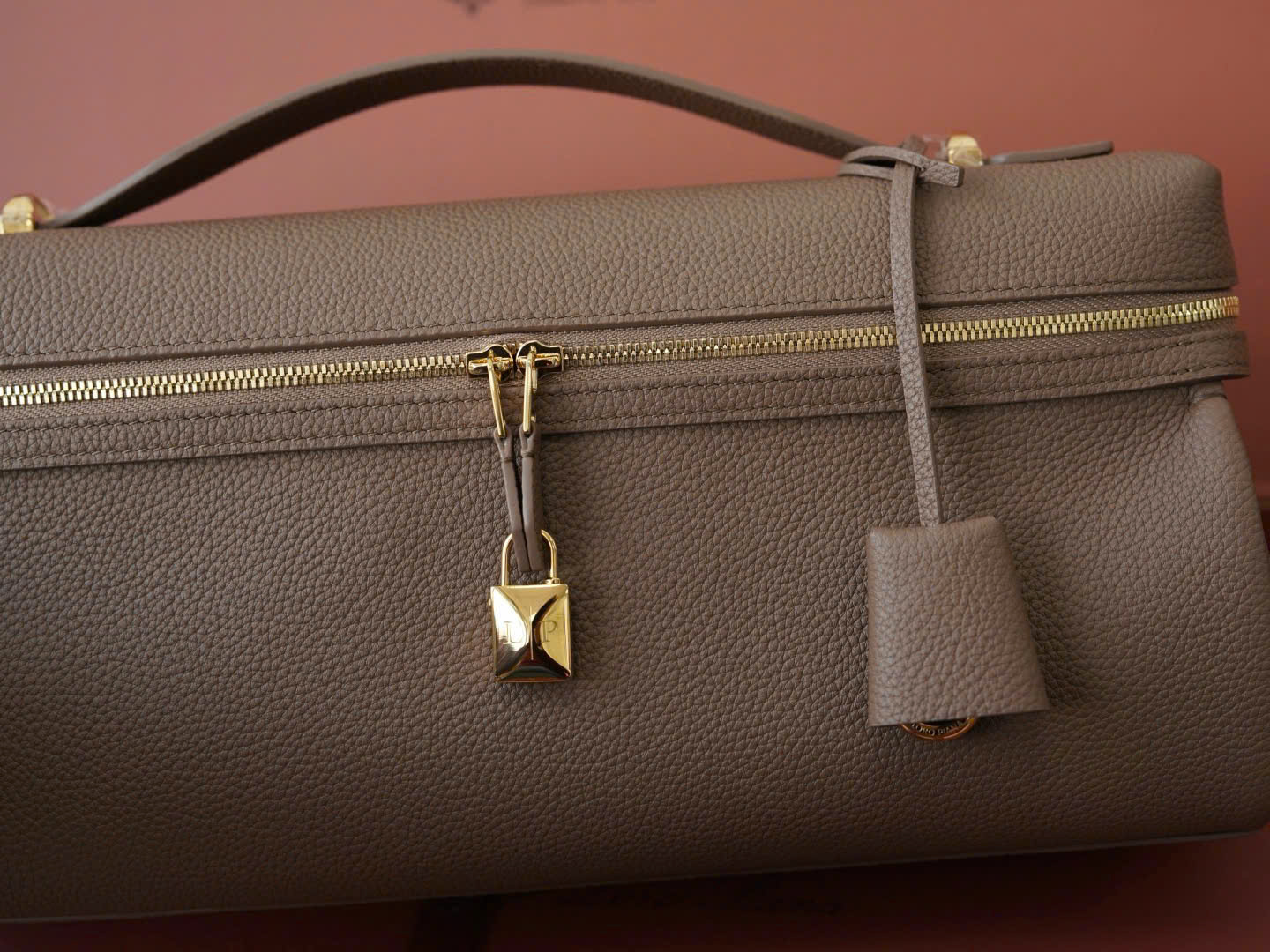 Extra Softy Bag L33 핸드백