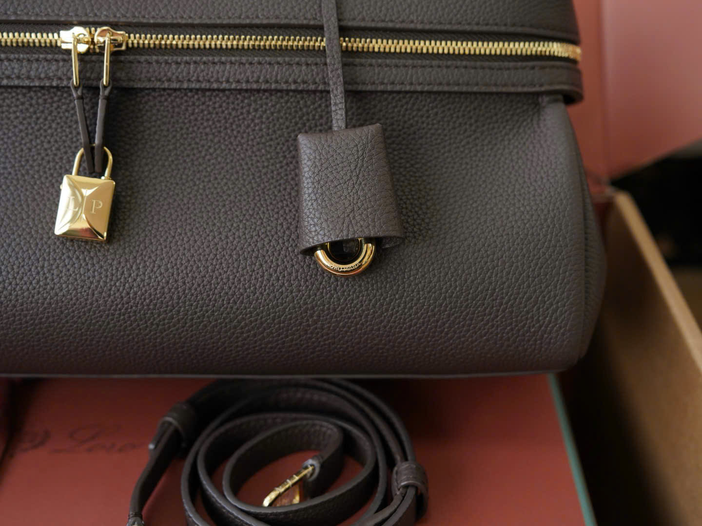 Extra Softy Bag L33 핸드백