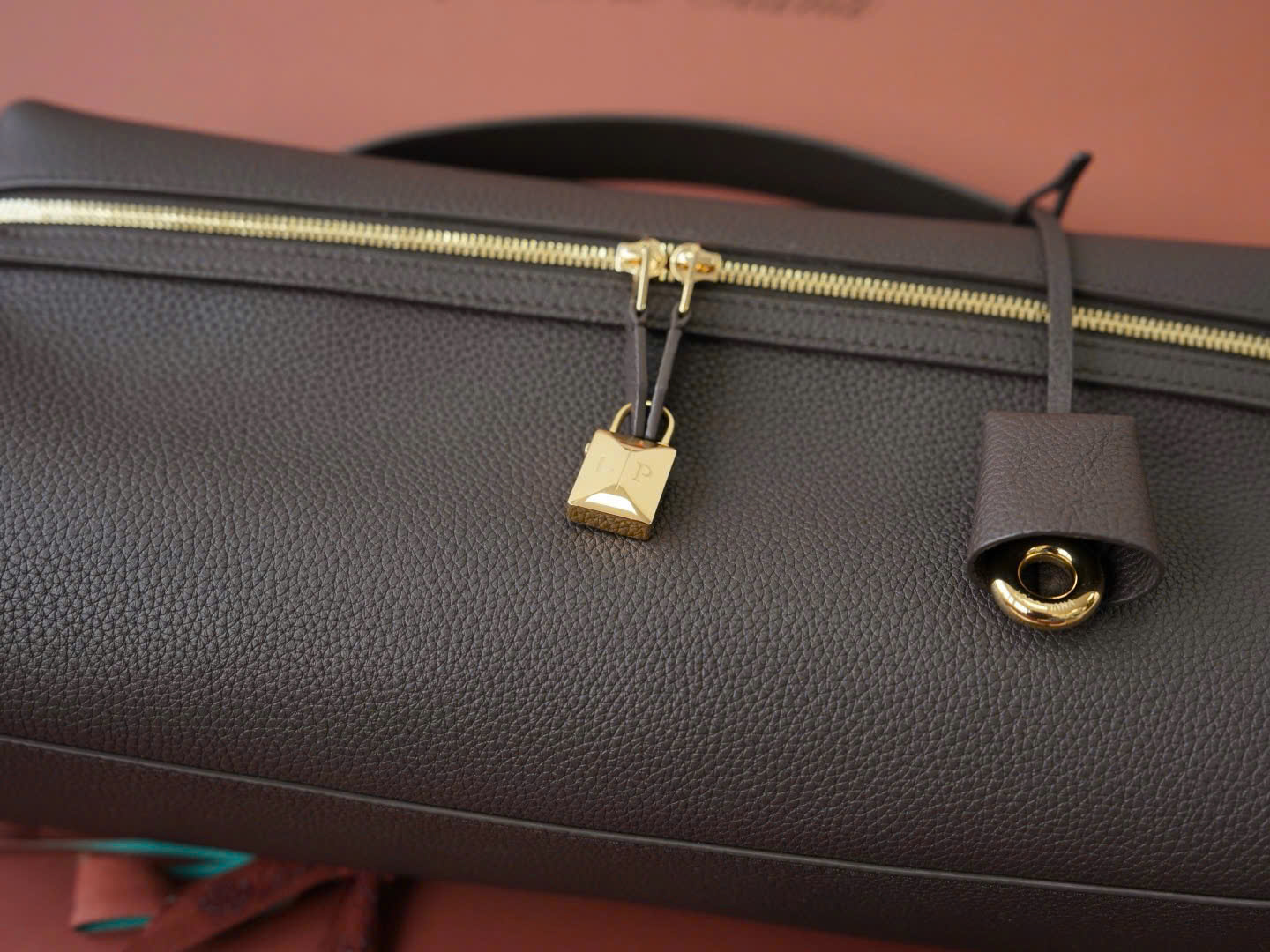 Extra Softy Bag L33 핸드백