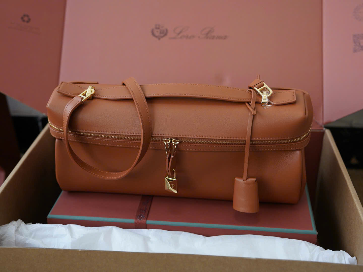 Extra Softy Bag L33 핸드백