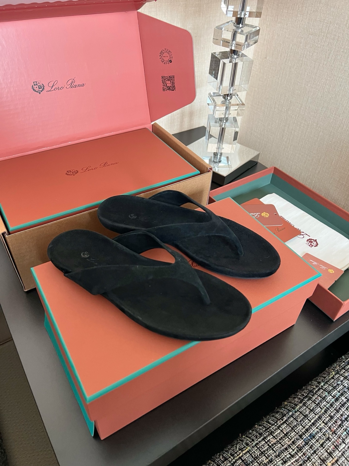 Loro Piana Ida 스웨이드 고트스킨 라운드 토 플랫 조리
