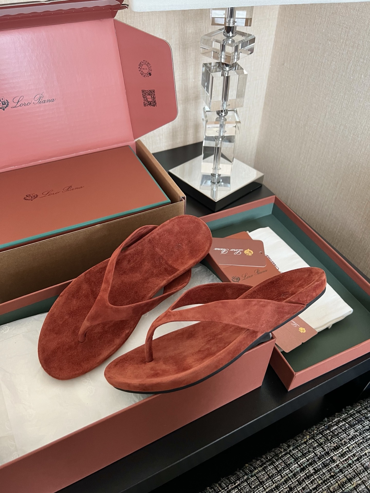 Loro Piana Ida 스웨이드 고트스킨 라운드 토 플랫 조리