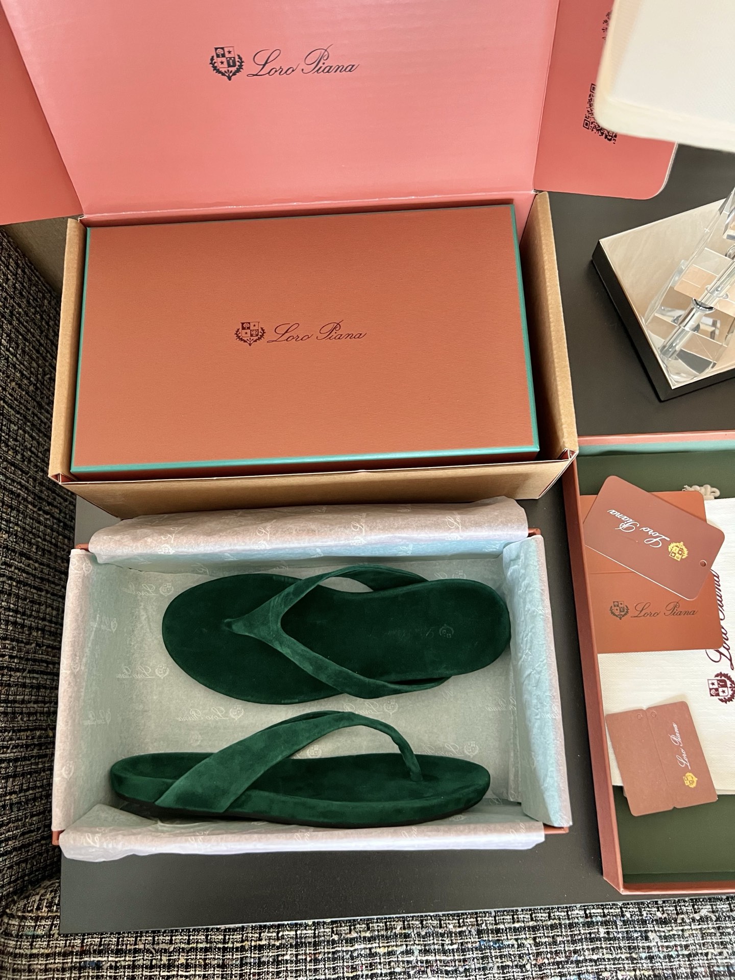 Loro Piana Ida 스웨이드 고트스킨 라운드 토 플랫 조리