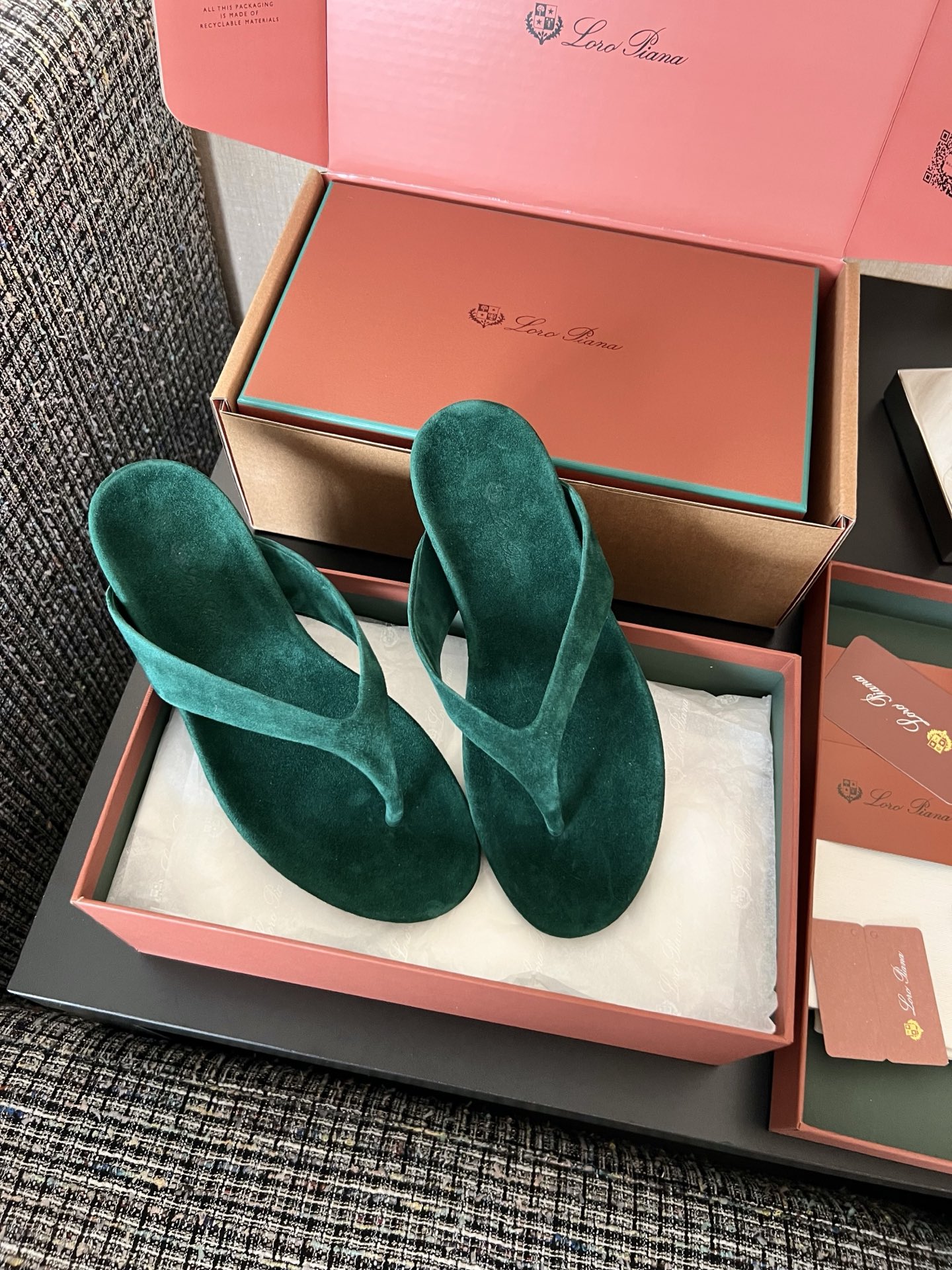 Loro Piana Ida 스웨이드 고트스킨 라운드 토 플랫 조리