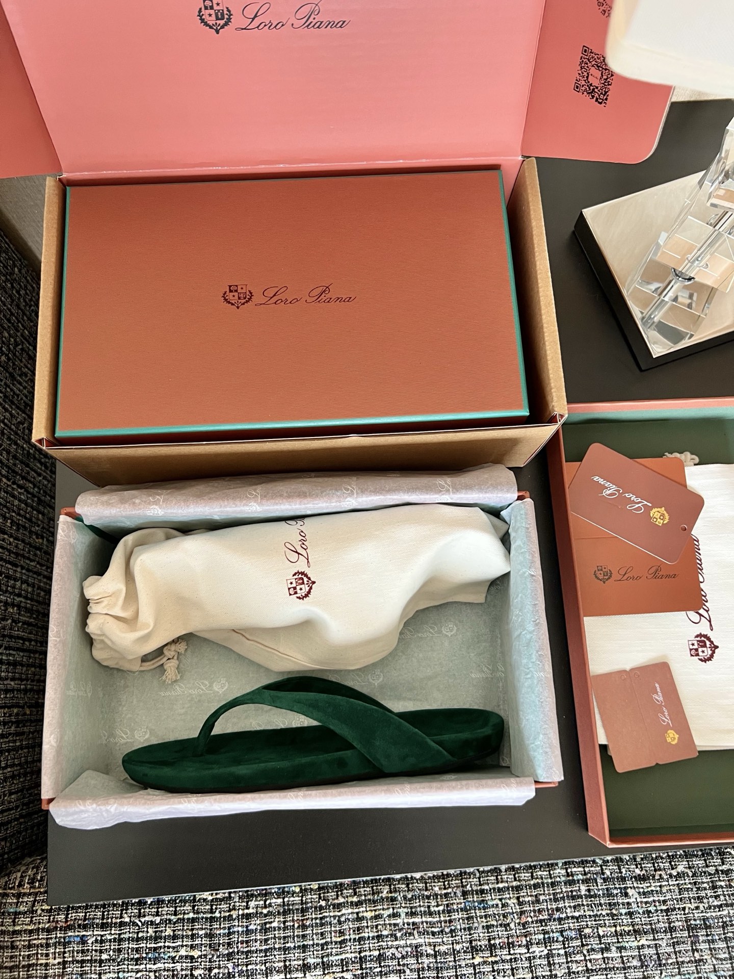 Loro Piana Ida 스웨이드 고트스킨 라운드 토 플랫 조리