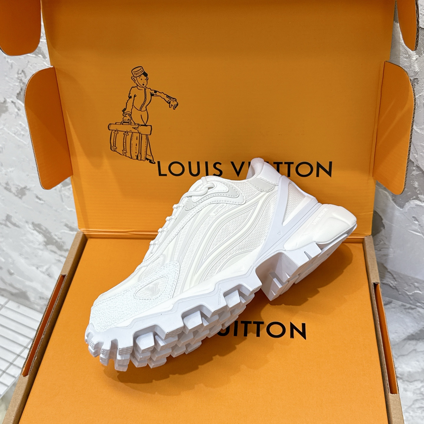 LV Runner Summit 26fw 신상 아웃도어 운동화  등산화