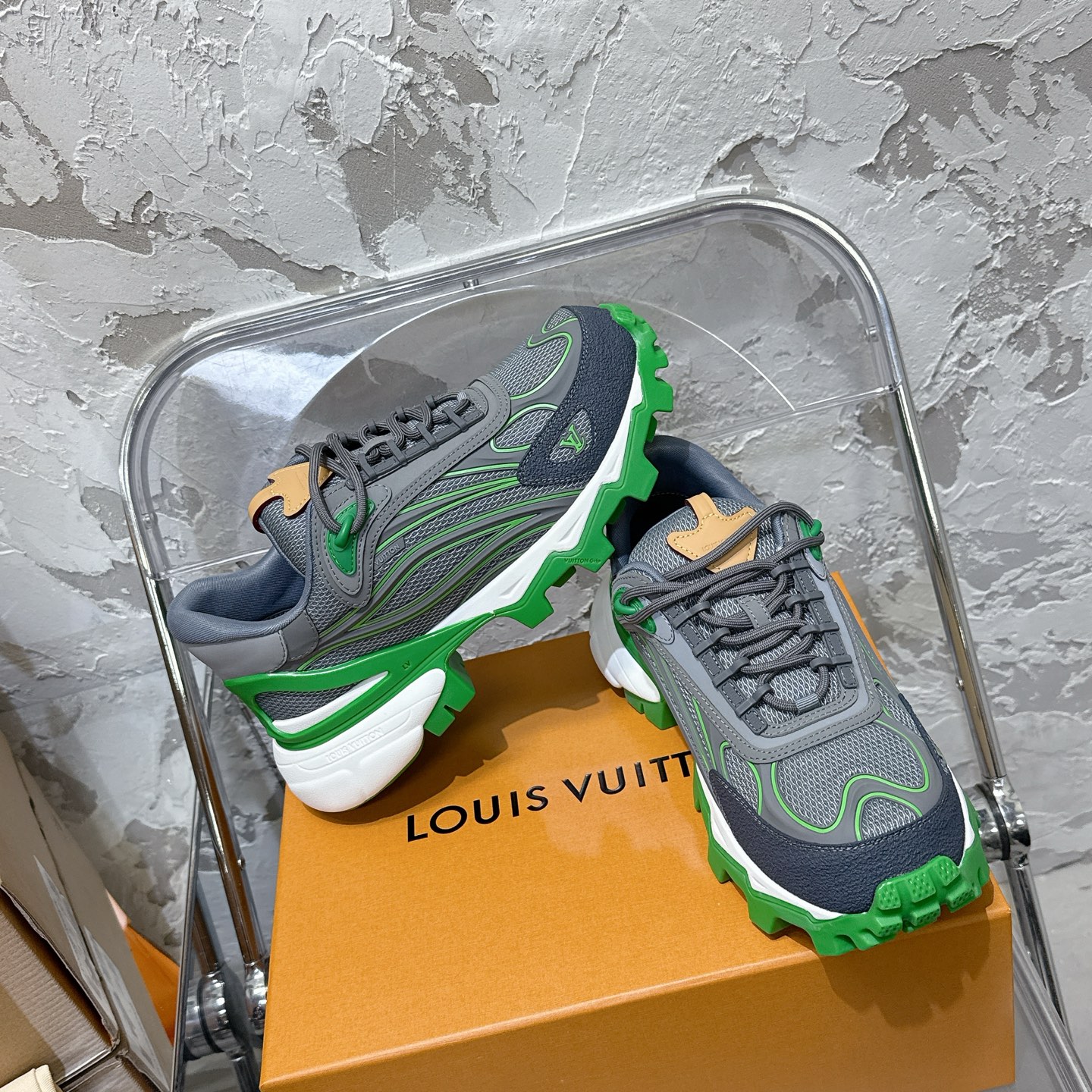LV Runner Summit 26fw 신상 아웃도어 운동화  등산화