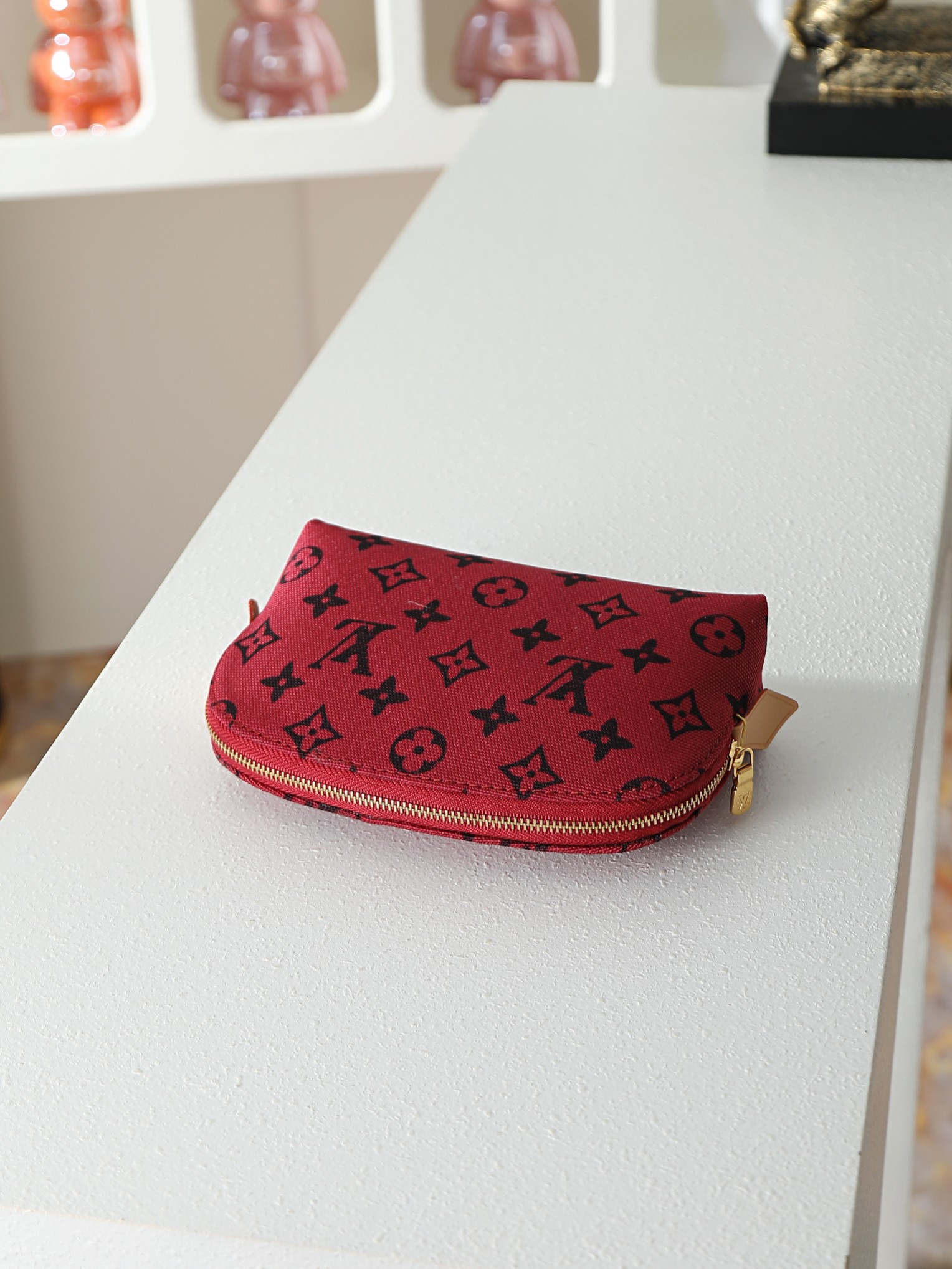 루이비통 M25757 Pochette Cosmétique 소형 파우치