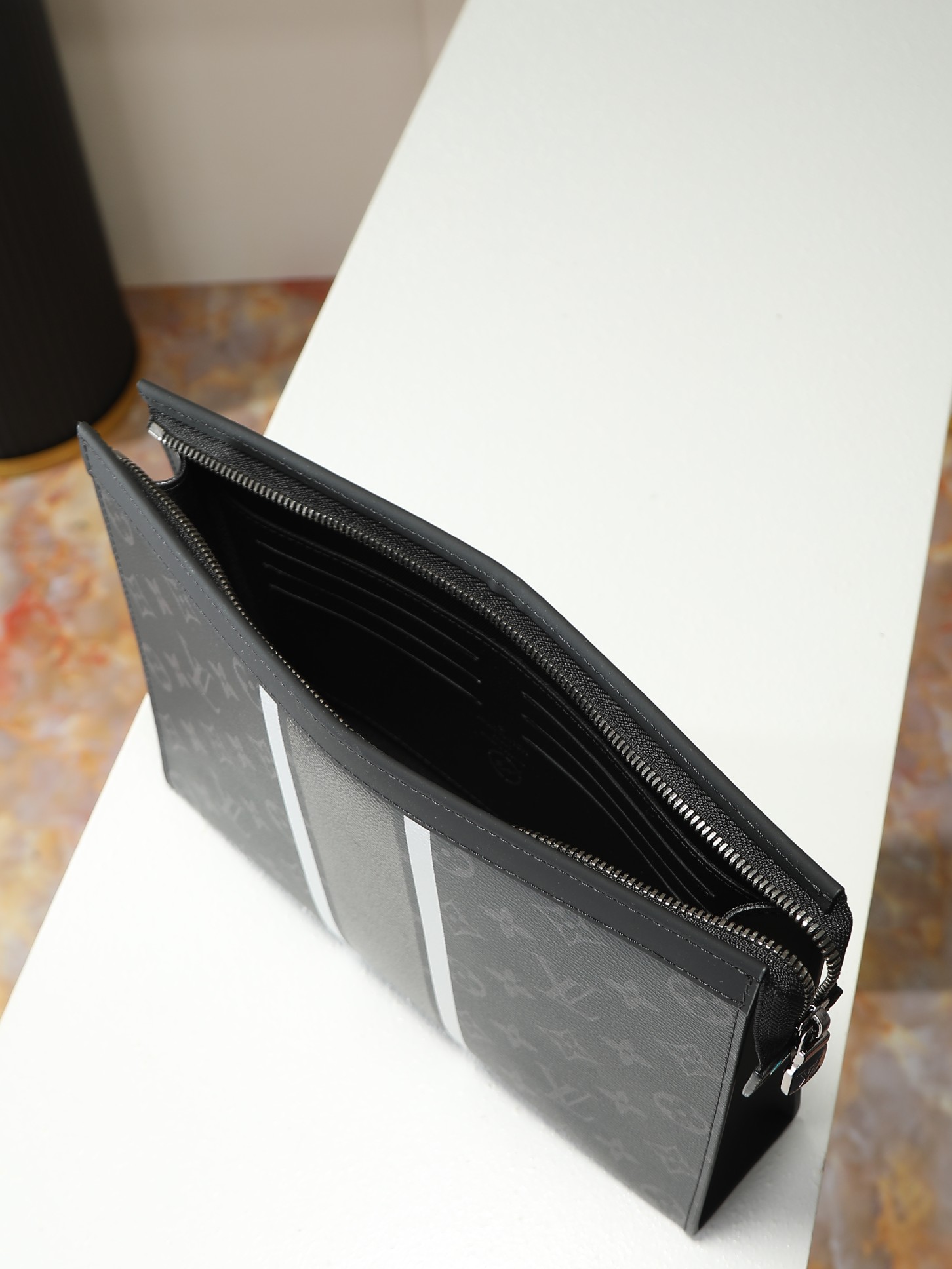 루이비통 M64440 Pochette Voyage 후지와라 히로시 협업 스트라이프 스타일 클러치백