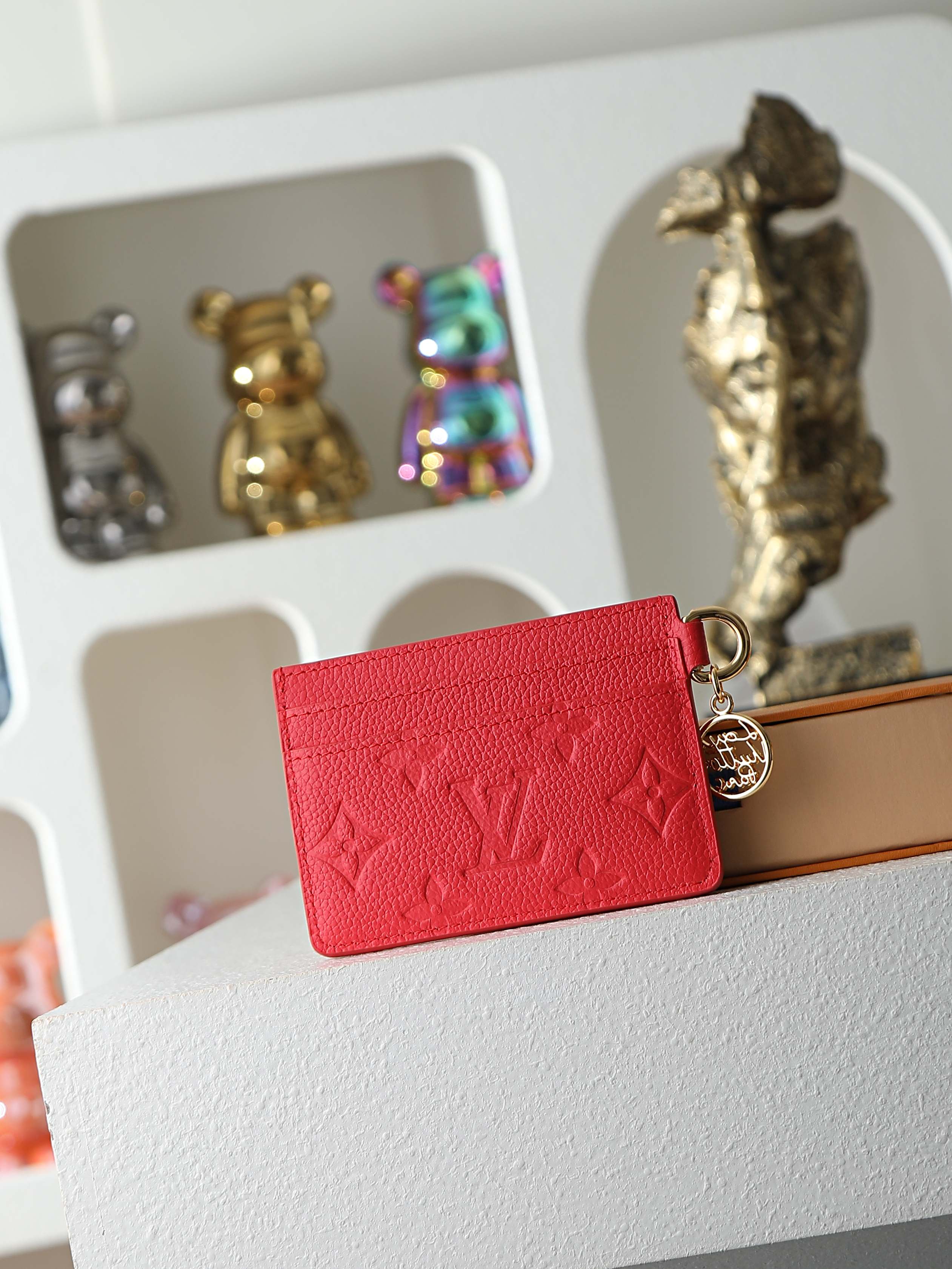 루이비통 M28129 LV Charms Rainbow 시리즈 레드 카드지갑