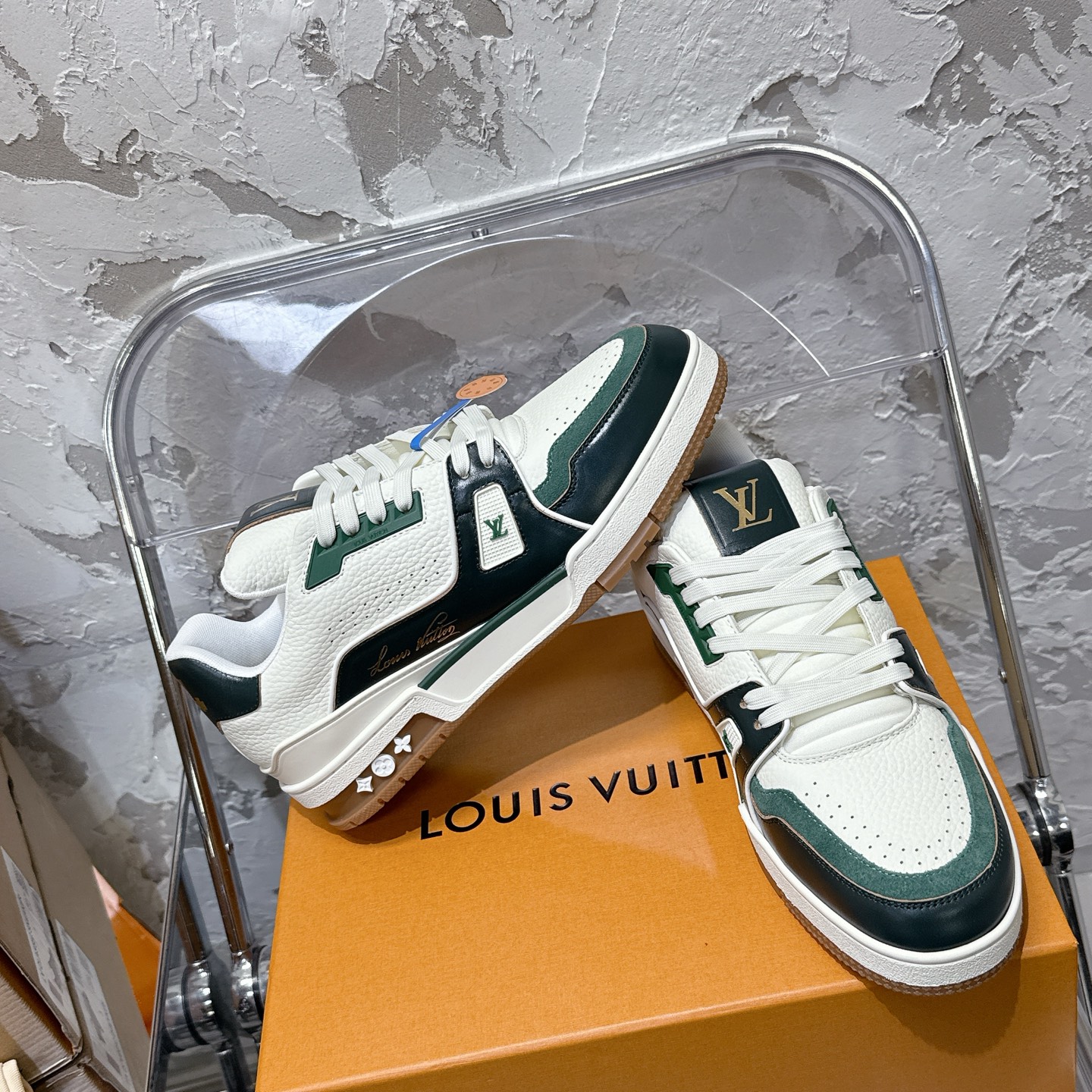 루이비통 LV Trainer 스타일 남성용 로우탑 스니커즈