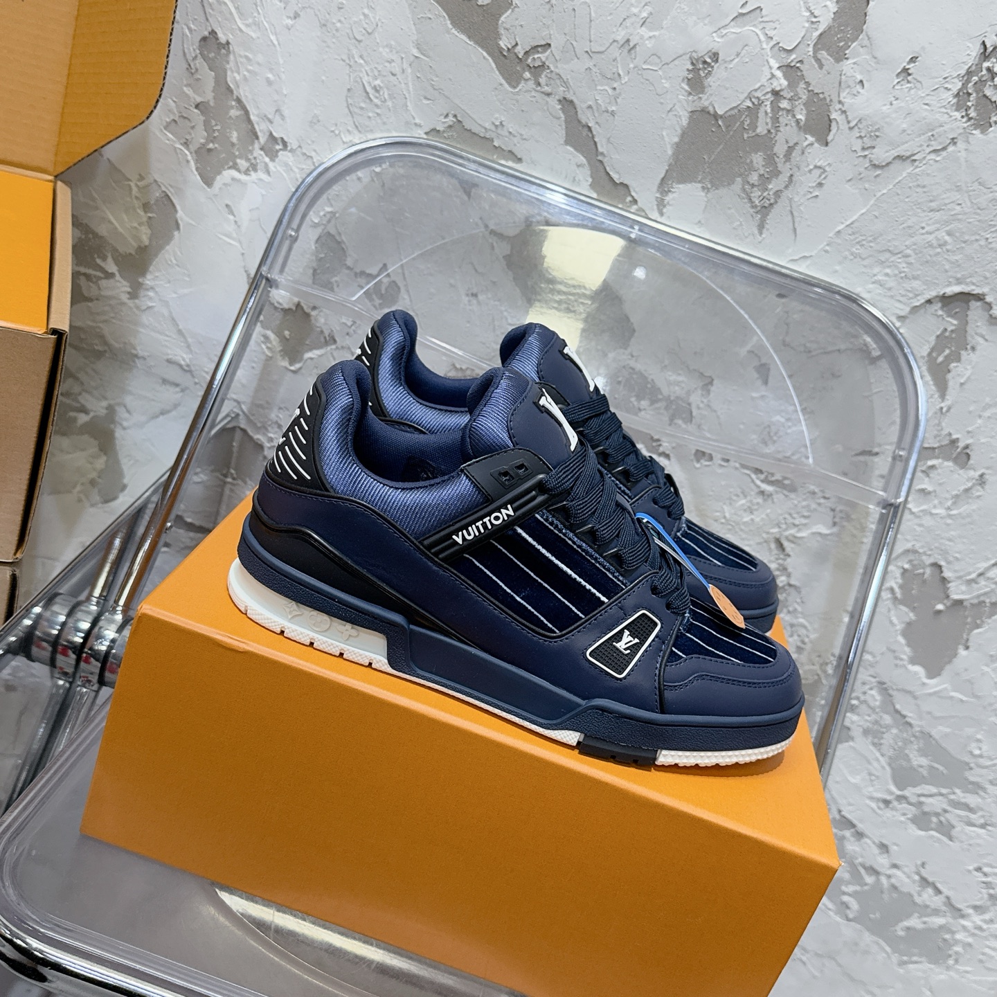 루이비통 LV Trainer 스타일 남성용 로우탑 스니커즈